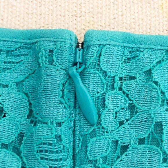 Ann Taylor Structured Peplum Blouse Capped Sleeves Size 16 NWT Turquoise Blue - Picture 5 of 11